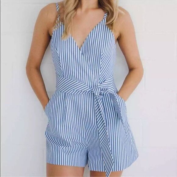 Finders Keepers Blue White Stripe Blow Your Mind Short Romper Waist Tie Sz L - Picture 4 of 13